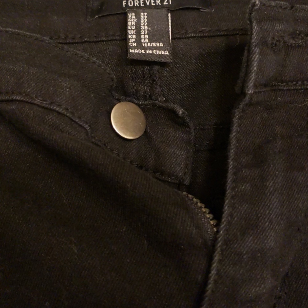 Black skinny jeans